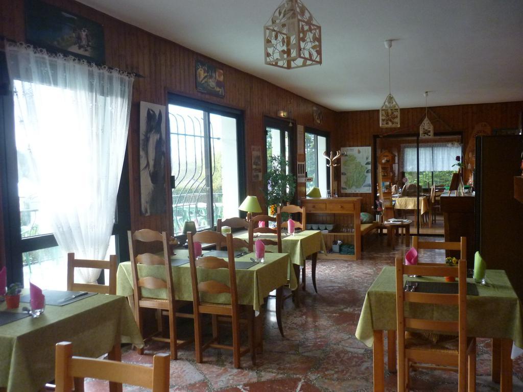 Hotel Restaurant La Chaumiere Du Lac Клерво-ле-Лак Екстериор снимка