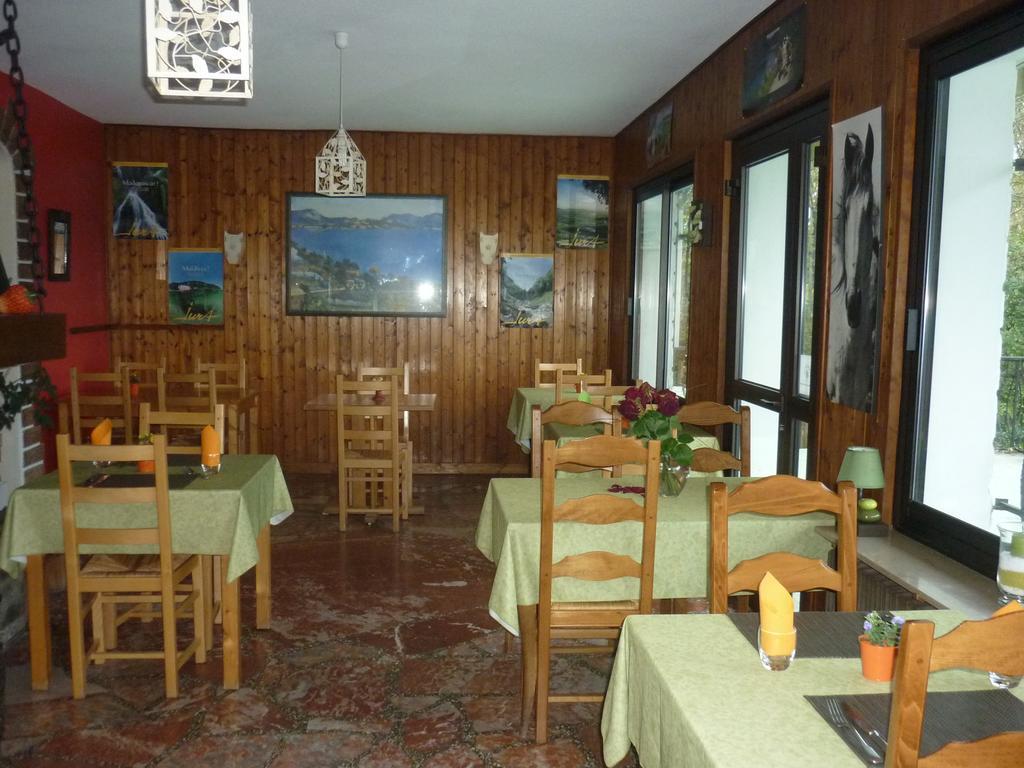 Hotel Restaurant La Chaumiere Du Lac Клерво-ле-Лак Екстериор снимка