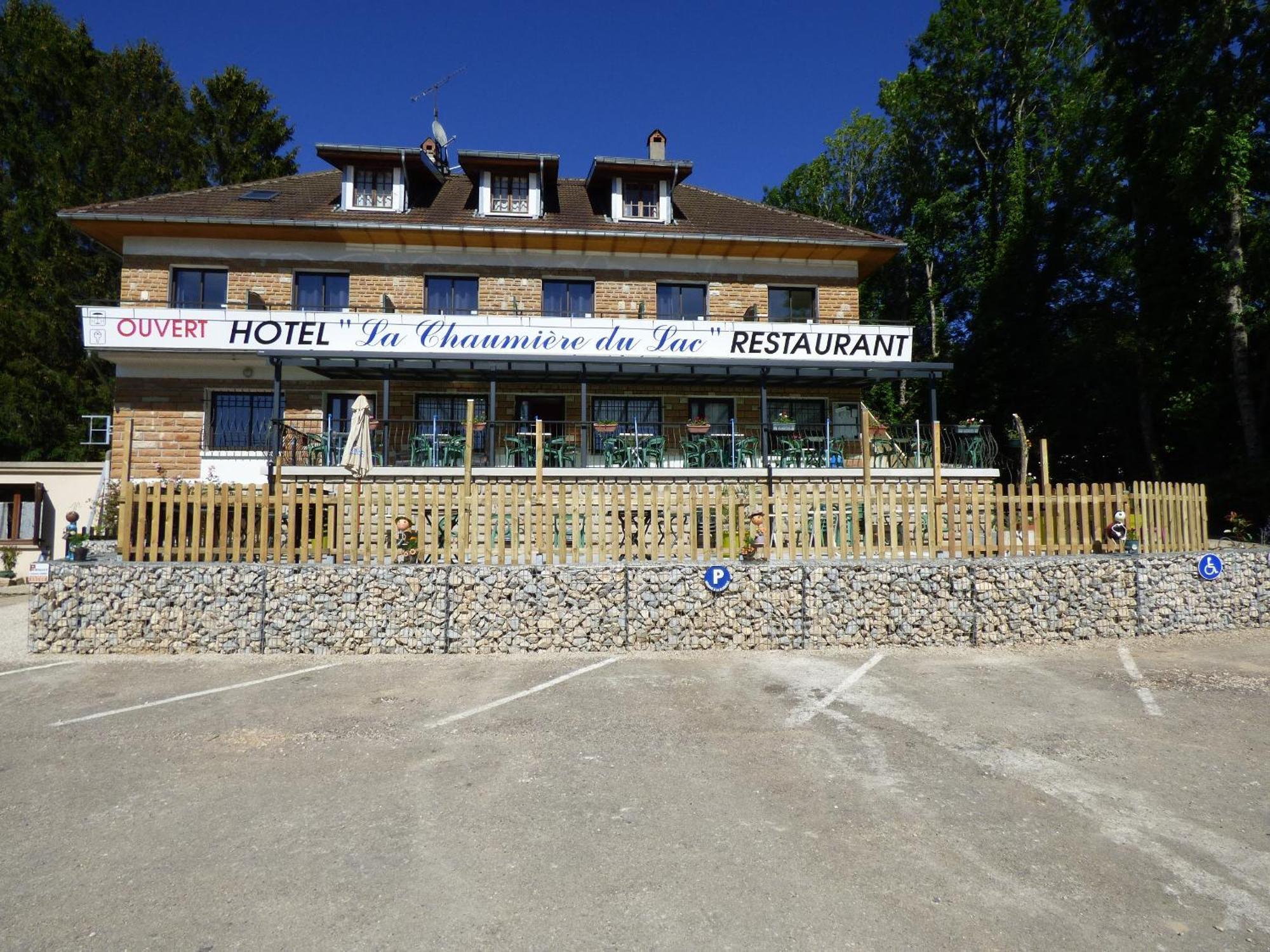 Hotel Restaurant La Chaumiere Du Lac Клерво-ле-Лак Екстериор снимка