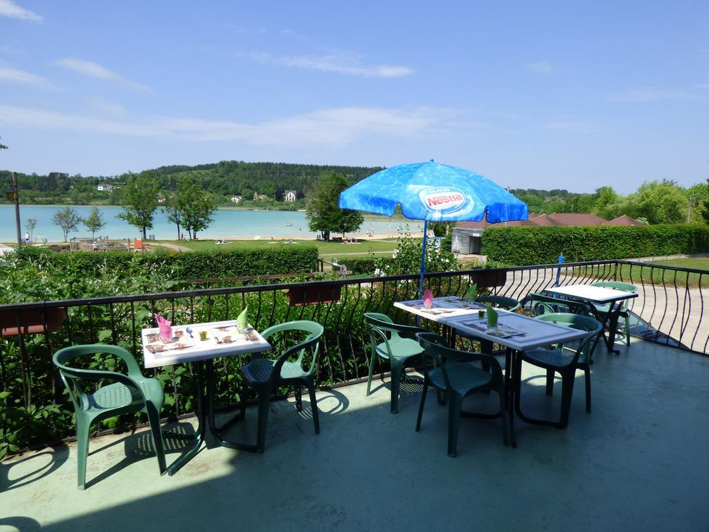 Hotel Restaurant La Chaumiere Du Lac Клерво-ле-Лак Екстериор снимка